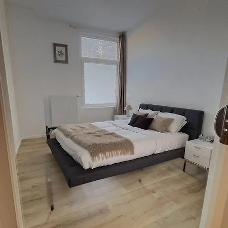 Jean 1a Brussels-charleroi-airport * Σαρλρουά